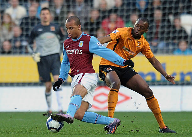 官方：塞维利亚签下26岁西班牙前锋阿尔方-冈萨雷斯，签约3年.